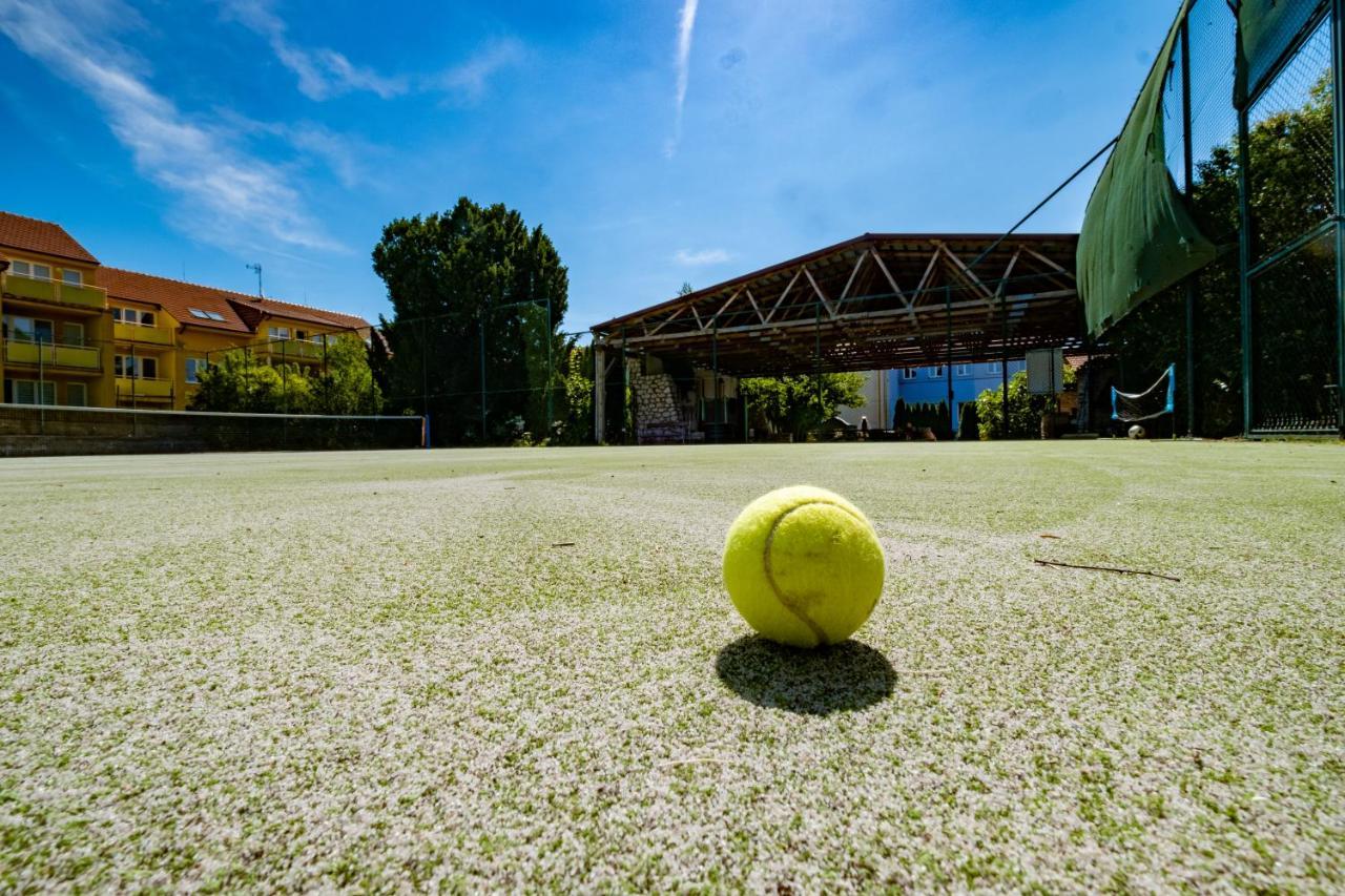 Apartmany Gulliver Mikulov Exteriör bild