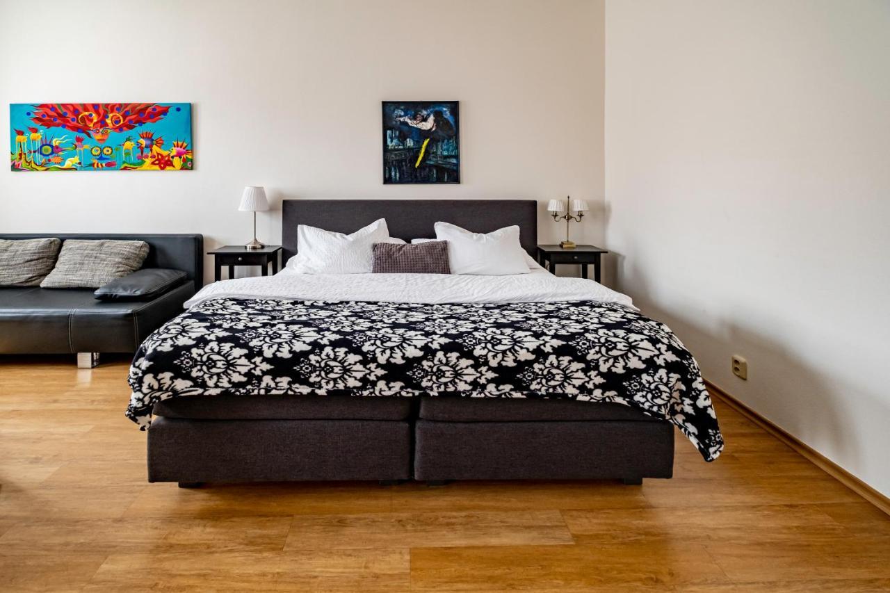 Apartmany Gulliver Mikulov Exteriör bild