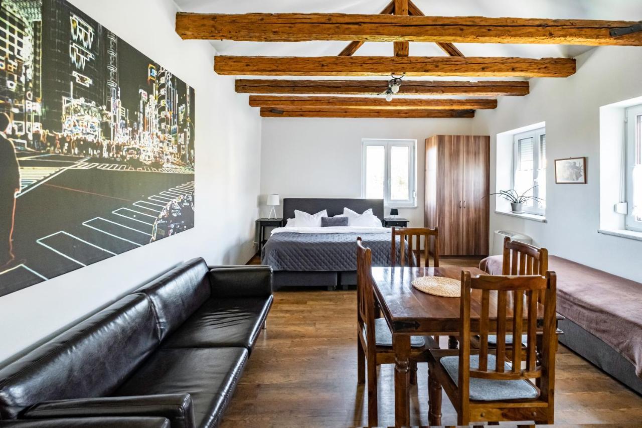 Apartmany Gulliver Mikulov Exteriör bild
