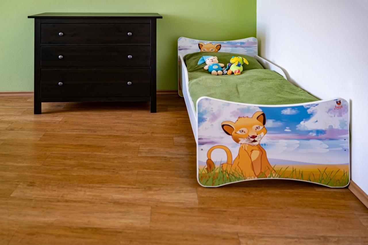 Apartmany Gulliver Mikulov Exteriör bild